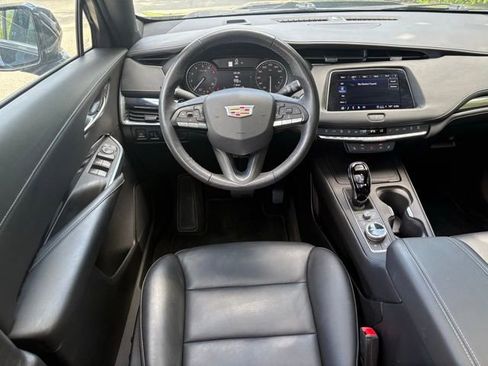 Certified 2023 Cadillac XT4 Luxury w/ Cold Weather Package AWD/4WD image 30
