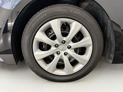 Used 2023 Toyota Corolla LE FWD image 35