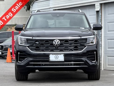 New 2025 Volkswagen Atlas SEL Premium R-Line image 3