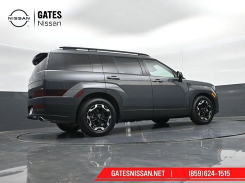 Used 2025 Hyundai Santa Fe SEL AWD/4WD image 40