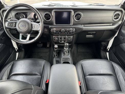 Used 2021 Jeep Wrangler Unlimited Sahara w/ Cold Weather Group image 22