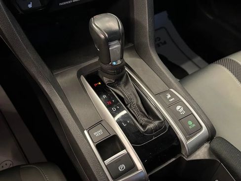 Used 2021 Honda Civic EX image 16