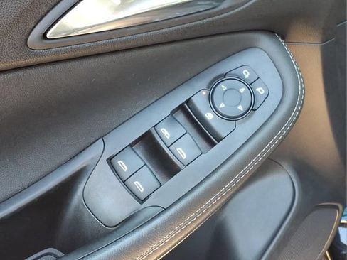 Used 2024 Buick Encore GX Preferred FWD image 16