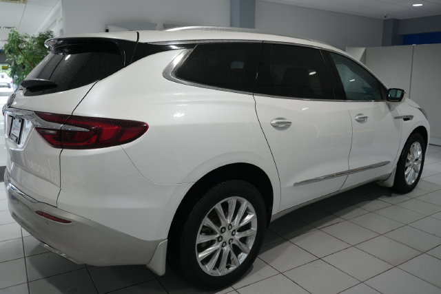 Used 2021 Buick Enclave Premium w/ Sun and Sites Package AWD/4WD image 7