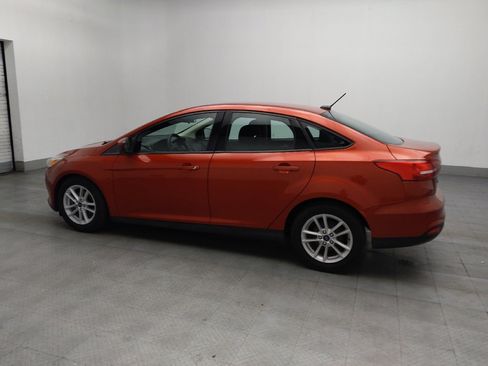 Used 2018 Ford Focus SE image 3