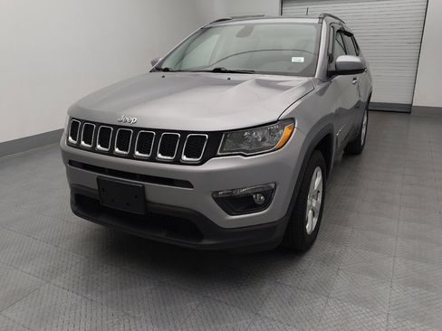 Used 2018 Jeep Compass Latitude w/ Cold Weather Group AWD/4WD image 15