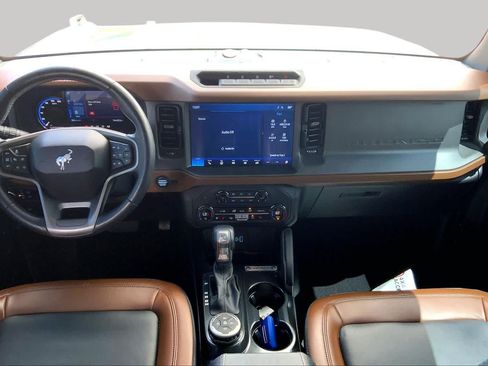 Used 2024 Ford Bronco Outer Banks AWD/4WD image 15