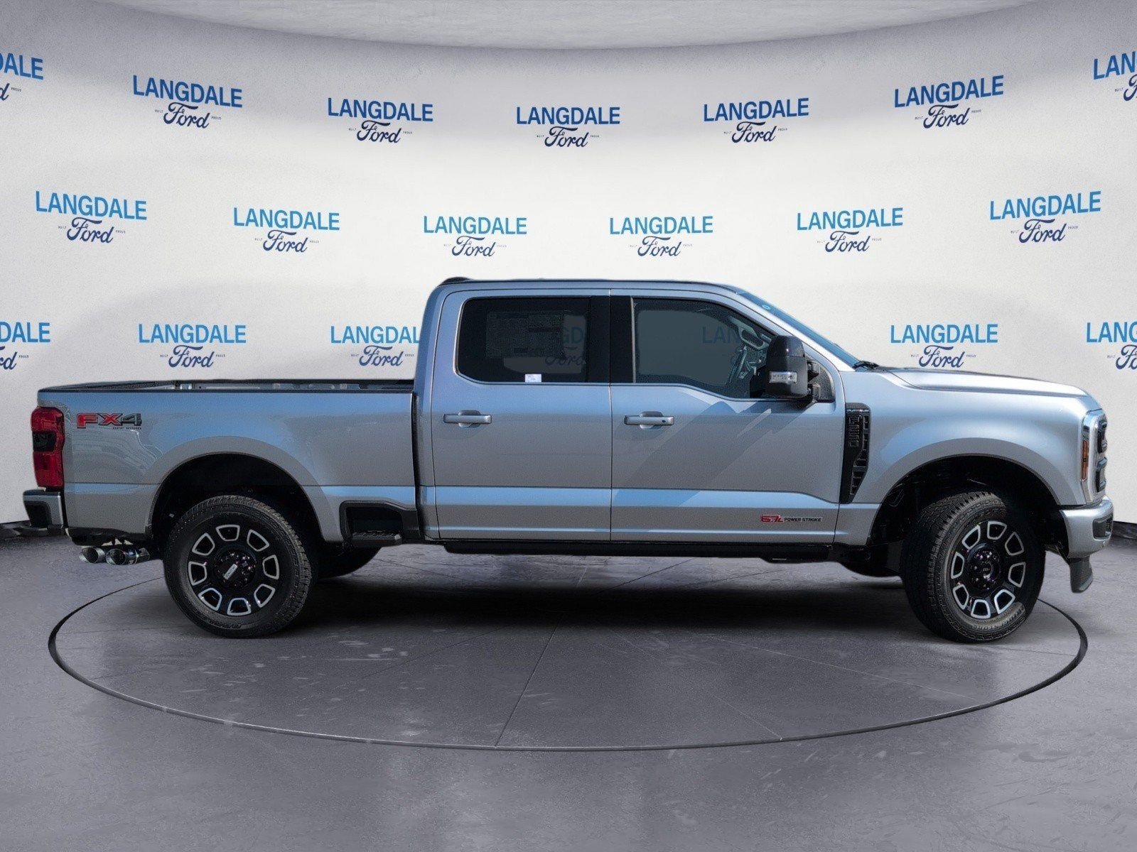 New 2027 Ford F250 Platinum AWD/4WD image 3