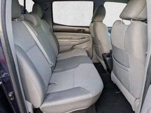 Used 2013 Toyota Tacoma PreRunner w/ TRD Sport Pkg image 18