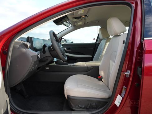 Used 2025 Hyundai Sonata SEL image 18