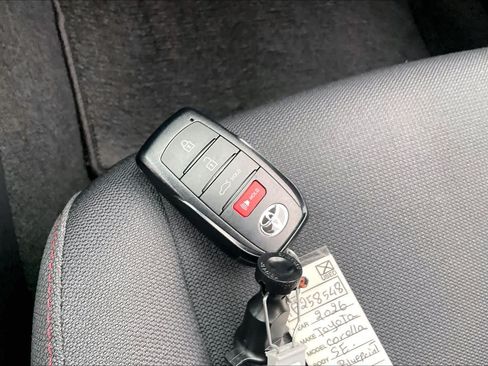 Used 2026 Toyota Corolla SE FWD image 14