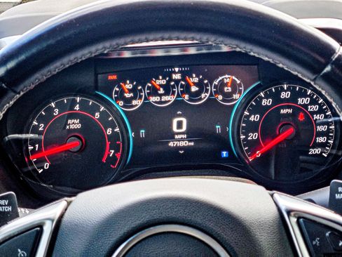 Used 2018 Chevrolet Camaro SS image 22