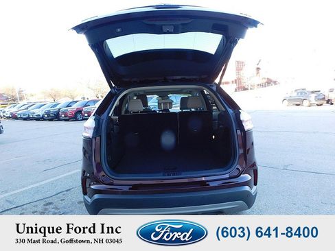 Used 2021 Ford Edge SEL w/ Convenience Package image 9
