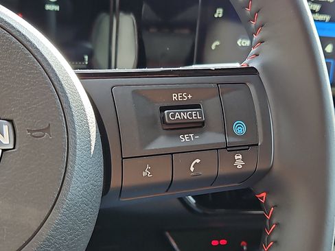 New 2026 Nissan Kicks SR w/ Cold Weather Package image 18