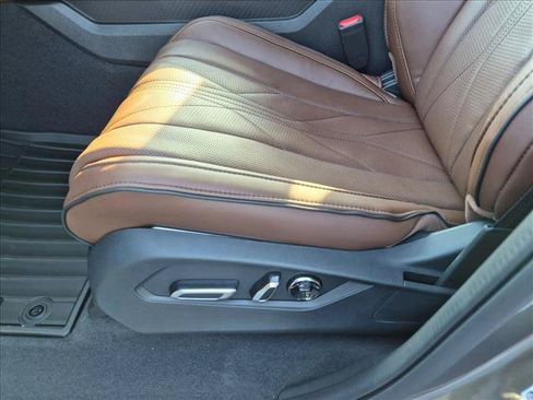 New 2026 Acura MDX SH-AWD w/ Advance Package image 3