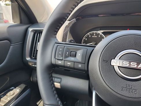 New 2025 Nissan Pathfinder SL w/ Cargo Package image 19