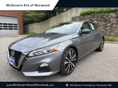Used 2021 Nissan Altima 2.5 SR w/ SR Premium Package