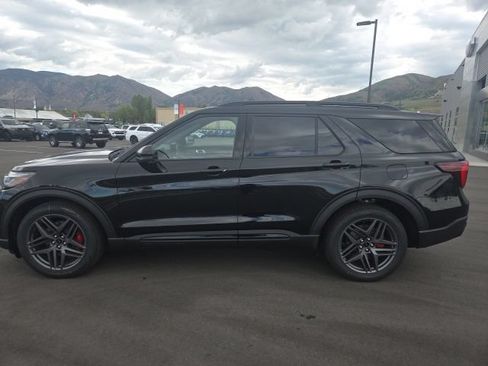 New 2026 Ford Explorer ST w/ Sun And Sound Package AWD/4WD image 4