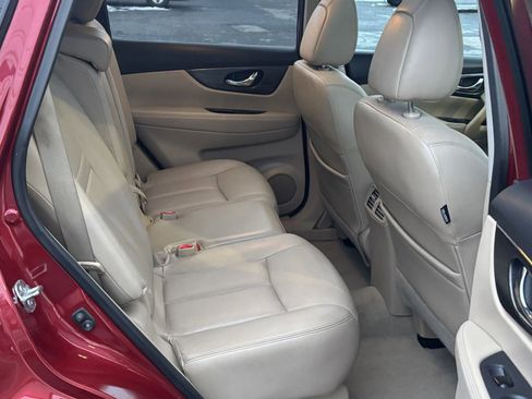 Used 2015 Nissan Rogue SL w/ SL Premium Package image 9