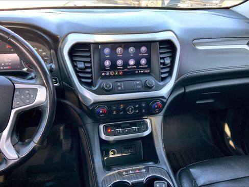 Used 2020 GMC Acadia SLT w/ Premium Package image 7