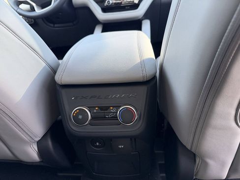 New 2026 Ford Explorer Active w/ Active Comfort Package RWD image 15