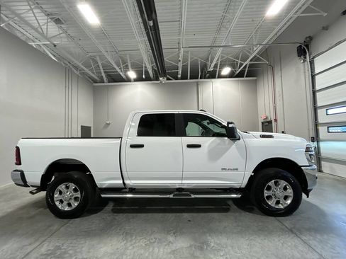 Used 2026 RAM 2500 Big Horn AWD/4WD image 5