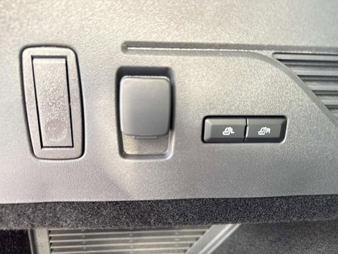 New 2026 Lincoln Nautilus Reserve image 12