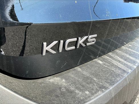 New 2026 Nissan Kicks SV FWD image 24