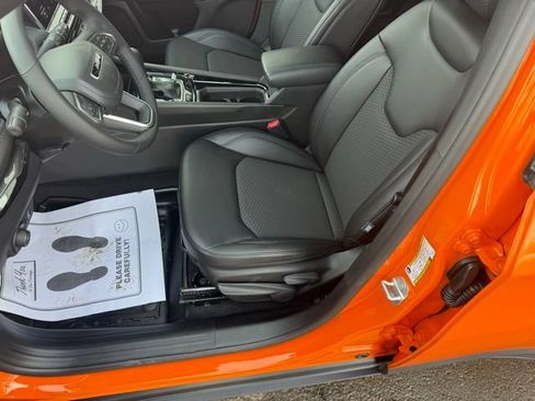 New 2026 Jeep Compass Latitude AWD/4WD image 10