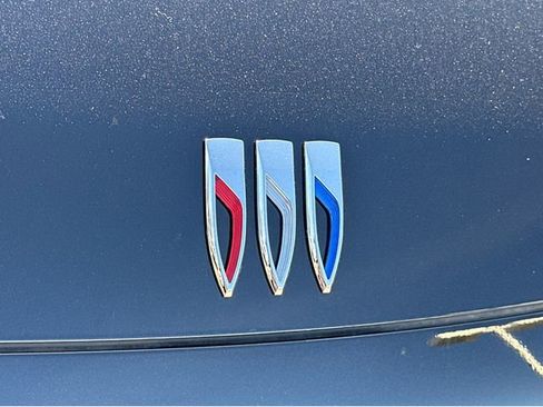 New 2025 Buick Envision Preferred image 37