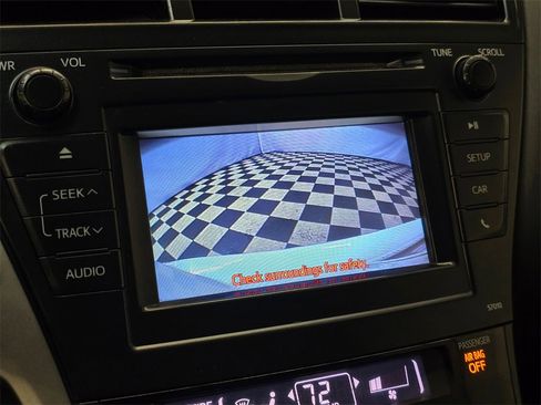 Used 2014 Toyota Prius V Two image 29