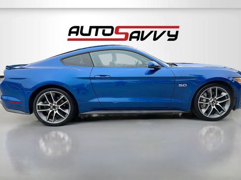 Used 2017 Ford Mustang GT Premium w/ Enhanced Security Package RWD image 8