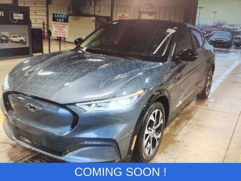 Used 2021 Ford Mustang Mach-E Premium image 2