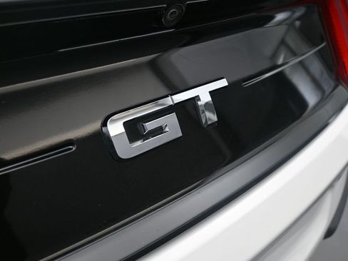 Used 2022 Ford Mustang GT Premium image 24
