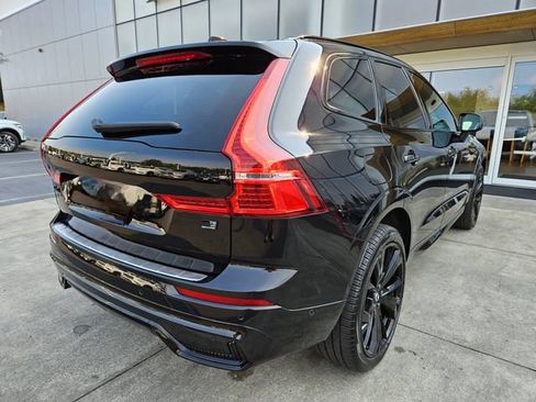 Certified 2024 Volvo XC60 T8 Ultimate w/ Protection Package Premier AWD/4WD image 5