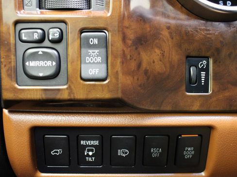 Used 2008 Toyota Sequoia Platinum image 58