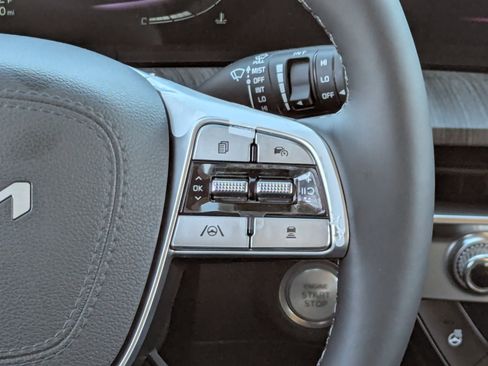 New 2025 Kia Telluride EX image 18