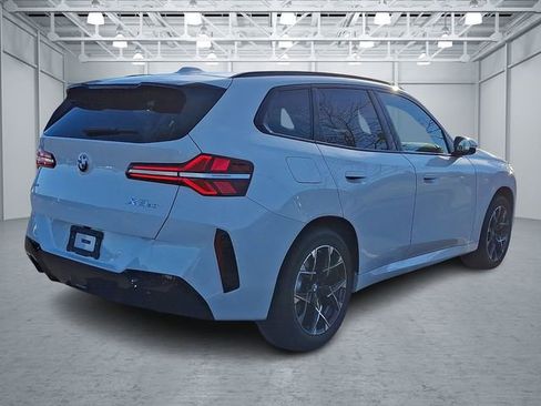 Certified 2025 BMW X3 xDrive30i image 4