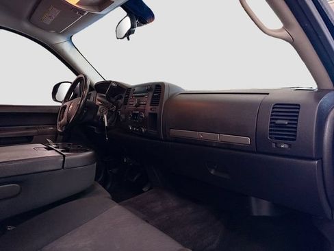 Used 2013 Chevrolet Silverado 2500 LT w/ Interior Plus Package AWD/4WD image 26