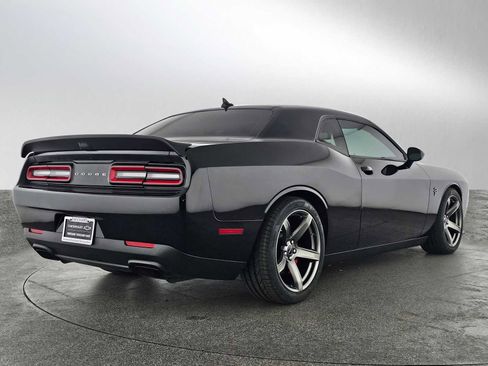 Used 2021 Dodge Challenger SRT Hellcat Redeye image 7