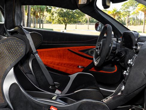 Used 2021 McLaren 765LT image 80
