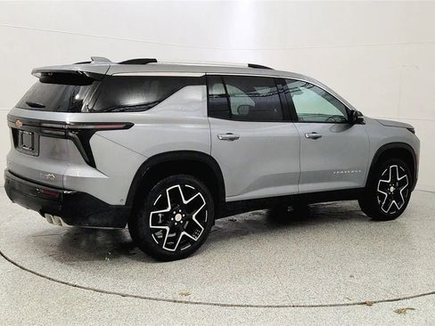 New 2026 Chevrolet Traverse High Country AWD/4WD image 7