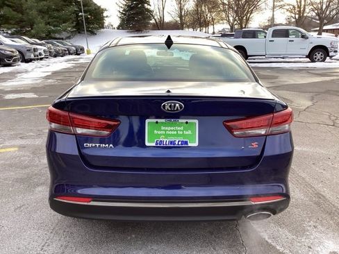 Used 2018 Kia Optima S w/ Panoramic Sunroof Package image 5