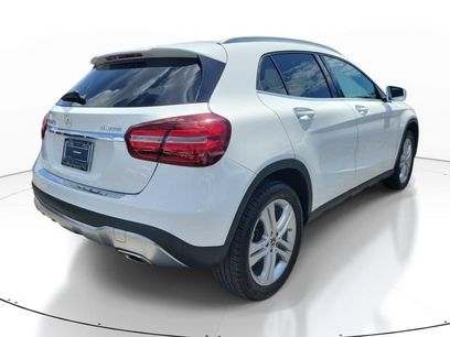 Used 2020 Mercedes-Benz GLA 250 4MATIC w/ Premium Package