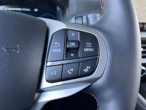 New 2026 Ford Explorer Active w/ Active Comfort Package AWD/4WD image 16