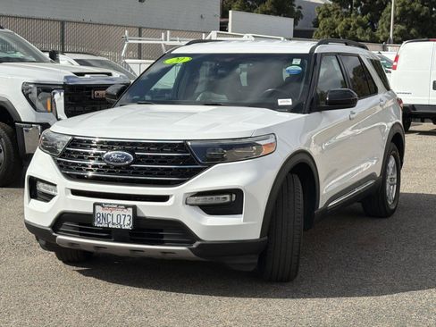 Used 2020 Ford Explorer XLT w/ Equipment Group 202A RWD image 8