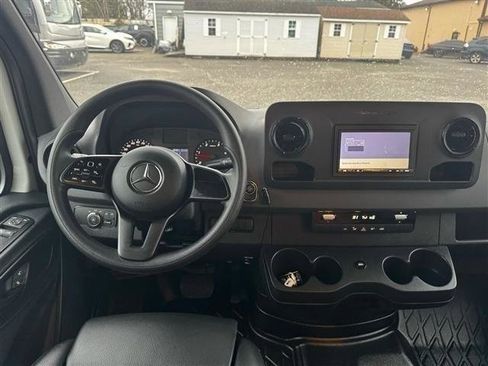Used 2020 Mercedes-Benz Sprinter 3500 image 46