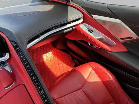 Used 2023 Chevrolet Corvette Stingray Preferred Cpe w/ 2LT image 17