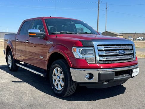 Used 2014 Ford F150 Lariat w/ Equipment Group 502A Luxury AWD/4WD image 32