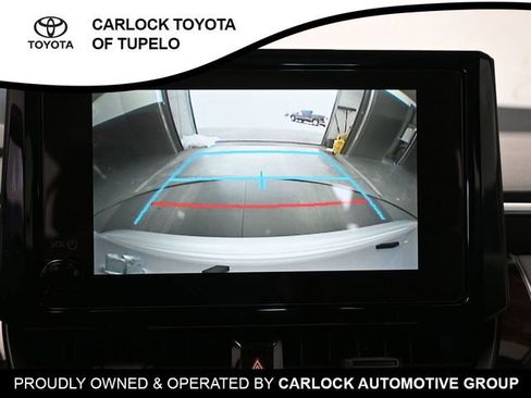 Used 2025 Toyota Corolla LE image 11